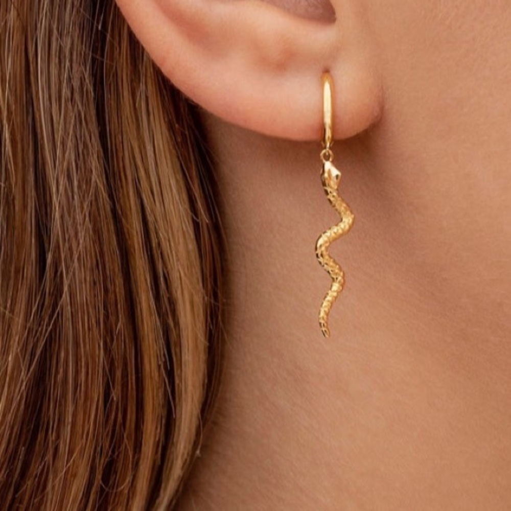 🐍 Insta 18K gold plated snake earrings - Picture 2 of 9